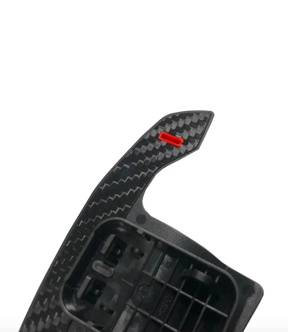 PALETTES DE CHANGEMENT AUTOMATIQUE « G8X STYLE » POUR BMW SÉRIE F/G EN FIBRE DE CARBONE BRILLANTE AVEC DÉTAILS ROUGES