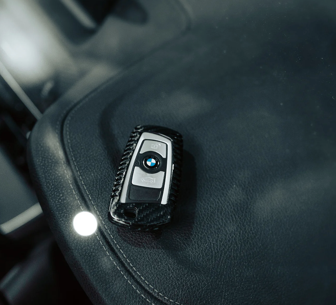 COQUE DE CLÉ BMW SÉRIE F EN FIBRE DE CARBONE BRILLANTE