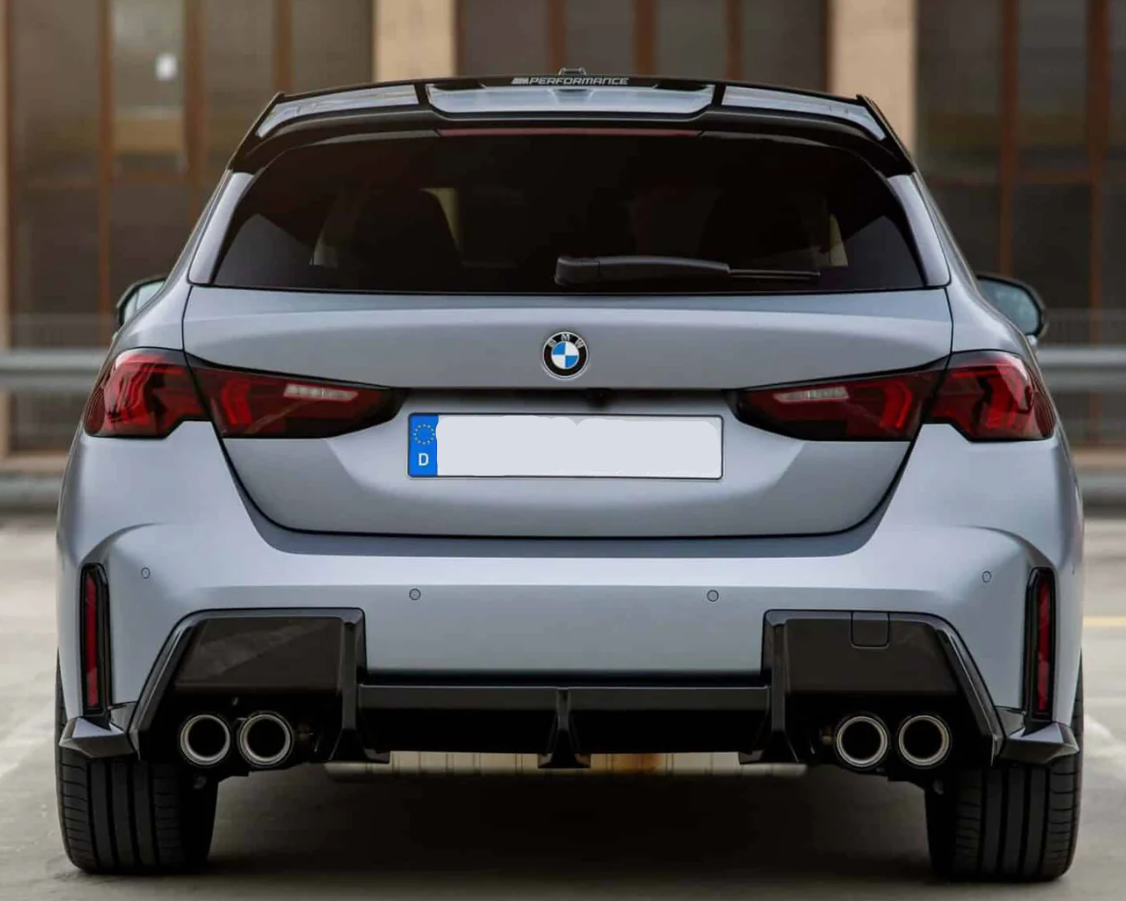 EMBOUTS D’ÉCHAPPEMENT QUAD BMW F70 M135 M PERFORMANCE EN FIBRE DE CARBONE BRILLANTE