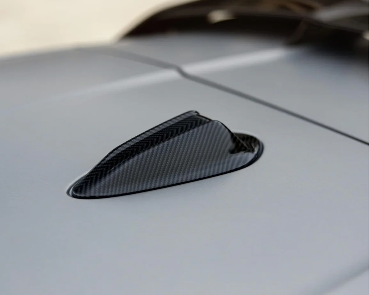 COUVERCLE D’ANTENNE BMW F70 M135 STYLE M PERFORMANCE EN FIBRE DE CARBONE