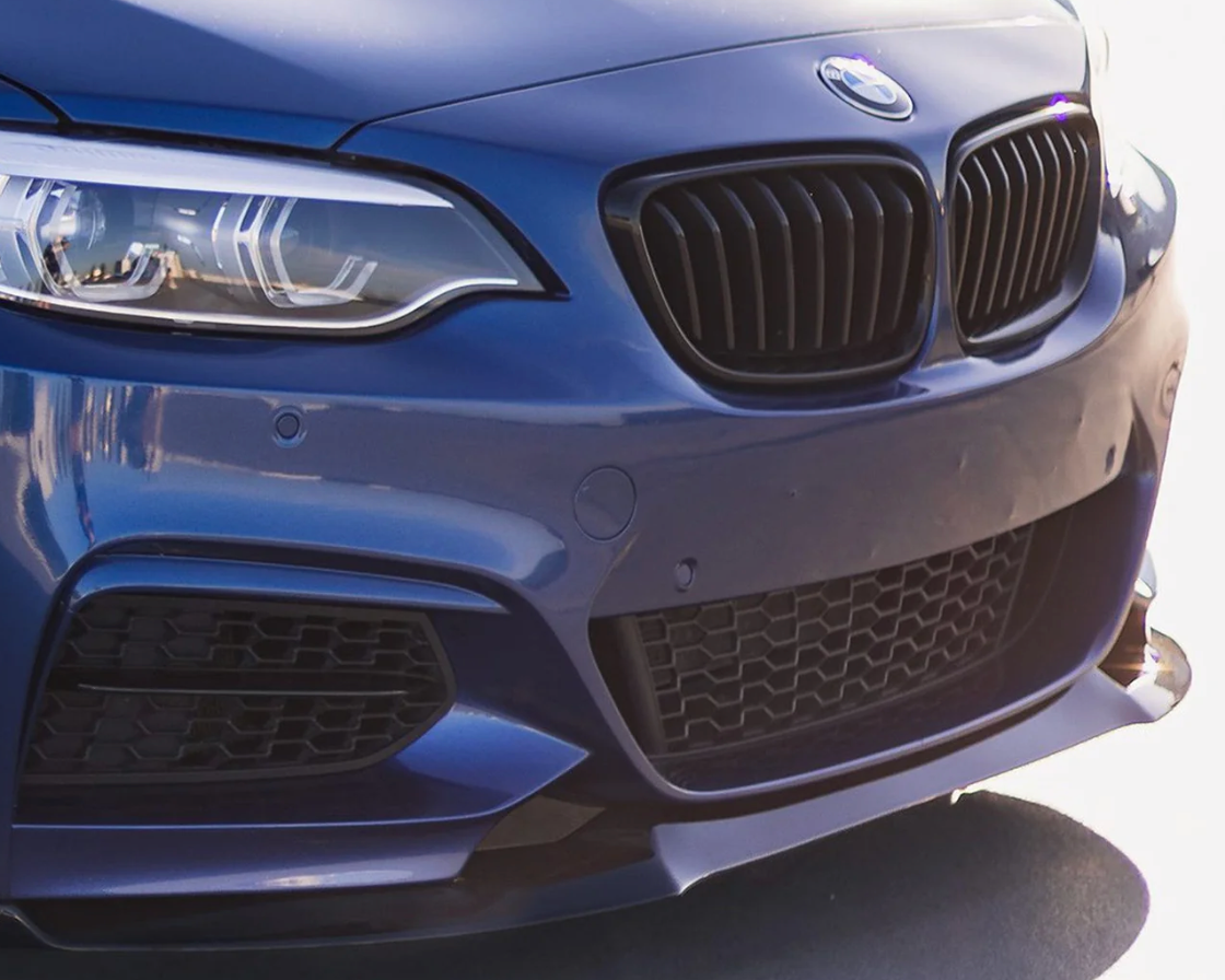 DIVISEUR AVANT BMW M235I / M240I EVO-1 EN NOIR BRILLANT (F22/F23)