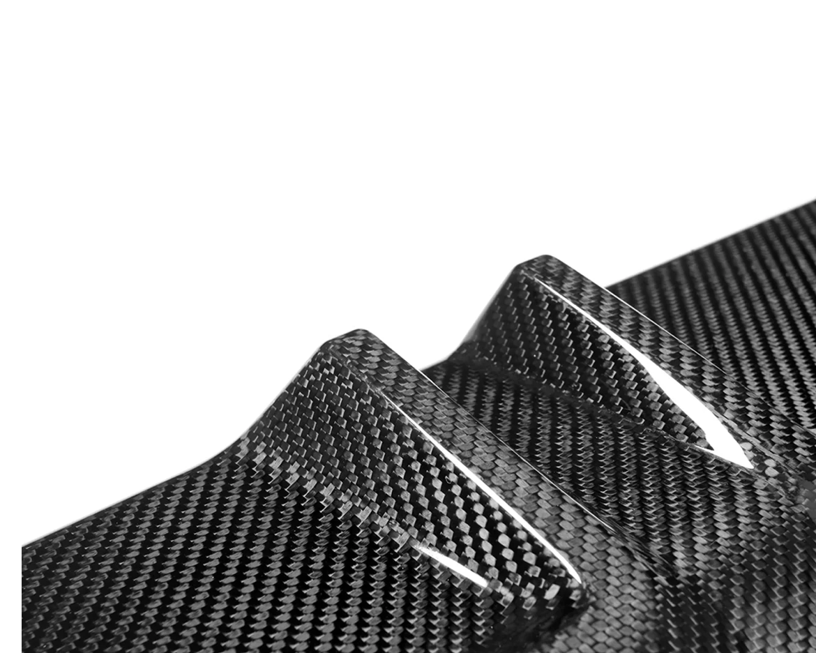 DIFFUSEUR ARRIÈRE BMW M240I STYLE PERFORMANCE EN FIBRE DE CARBONE PRÉ-IMPRÉGNÉE (G42)