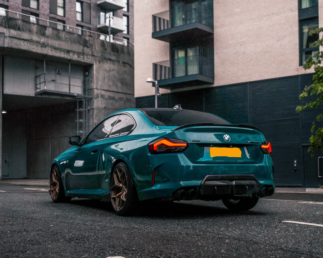 DIFFUSEUR ARRIÈRE BMW M240I STYLE PERFORMANCE EN FIBRE DE CARBONE PRÉ-IMPRÉGNÉE (G42)