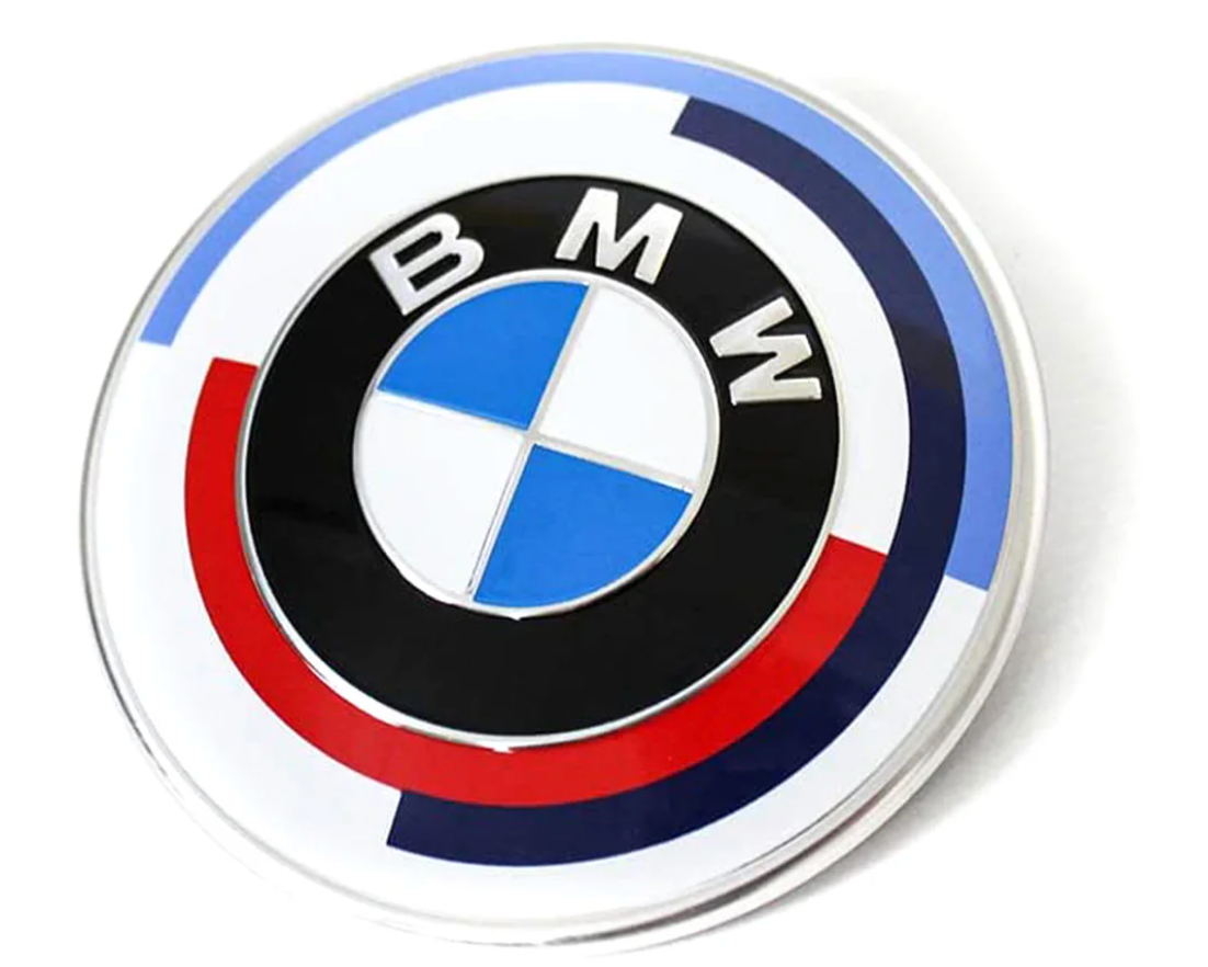 EMBLÈME DE COFFRE ARRIÈRE BMW HÉRITAGE « 50ÈME ANNIVERSAIRE » POUR SÉRIE 2 (G42)