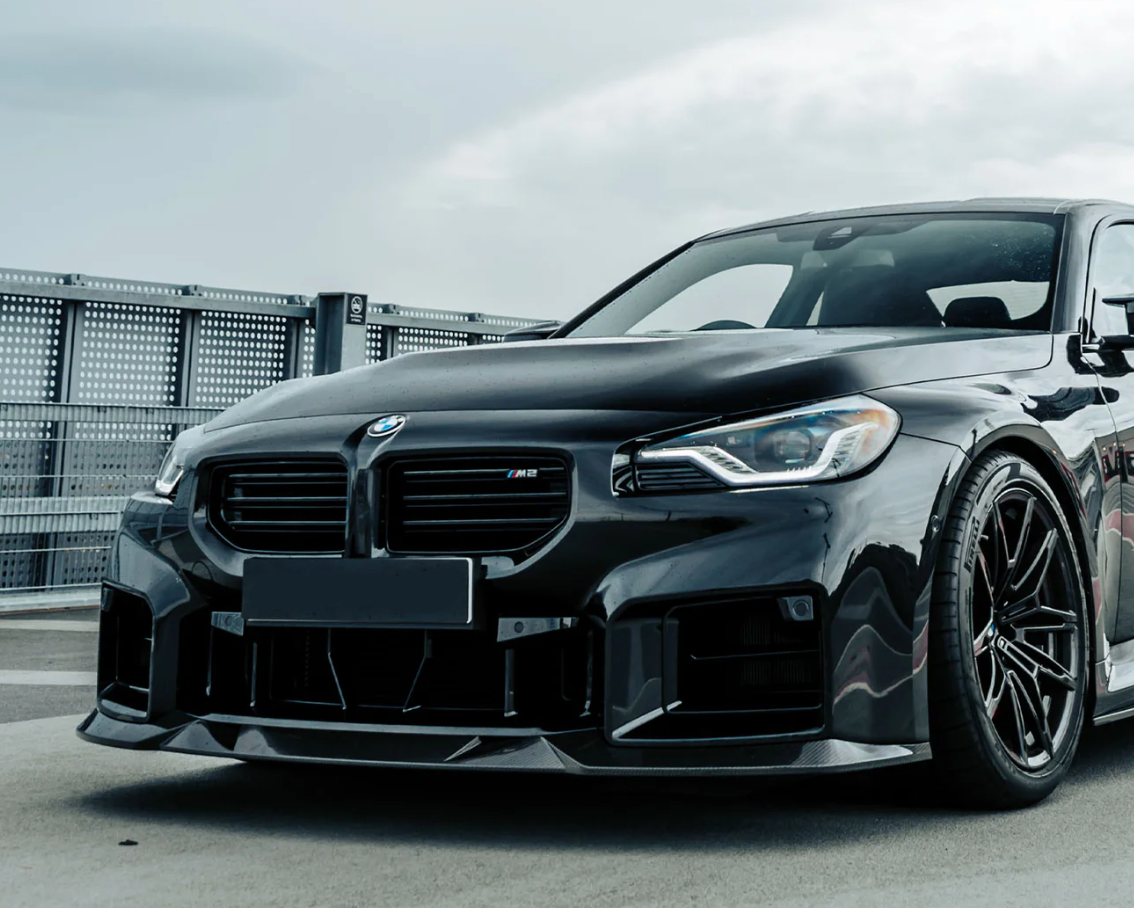 LAME AVANT (SPLITTER) BMW M2 G87 "EDITION 1" EN FIBRE DE CARBONE BRILLANTE PRE-PREG