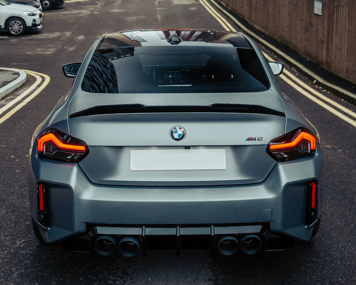 DIFFUSEUR ARRIÈRE EVO-S POUR BMW G87 M2 EN NOIR BRILLANT