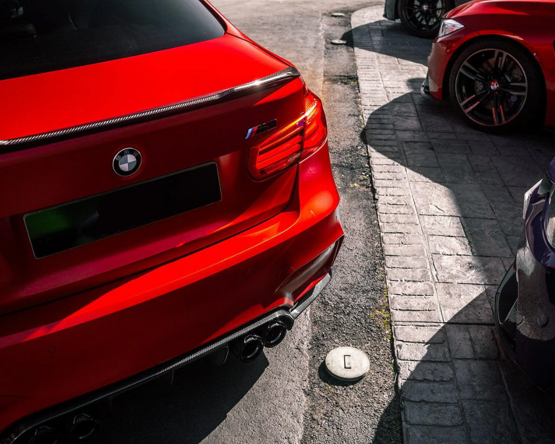 Aileron style CS en fibre de carbone pré-imprégnée pour BMW M3 (F80) et Série 3 (F30)