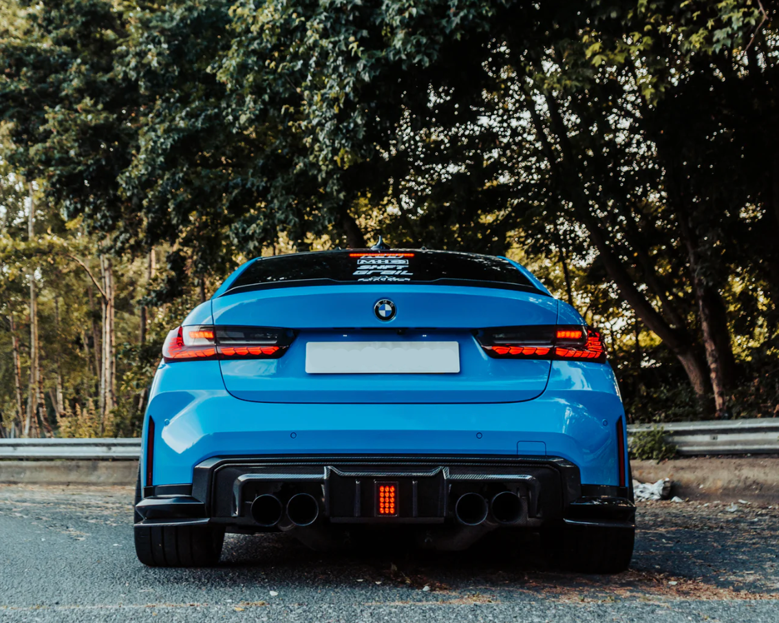 Diffuseur arrière LED BMW M3/M4 DF1 en fibre de carbone pré-imprégnée brillante (G80/G81/G82/G83)