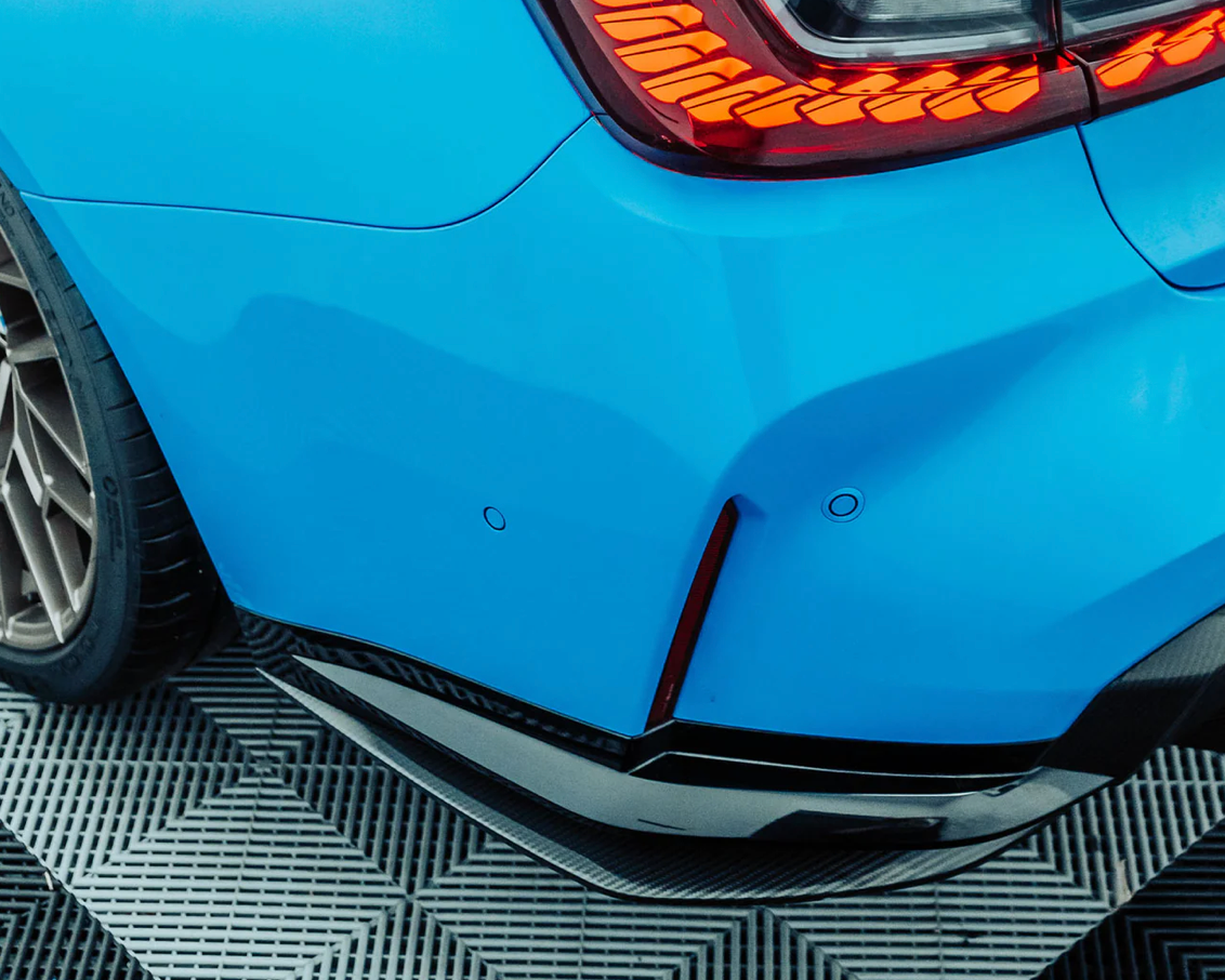 BMW M3 SS1 SPLITTERS LATÉRAUX ARRIÈRE EN FIBRE DE CARBONE PRÉ-IMPRÉGÉE BRILLANTE (G80/G81)