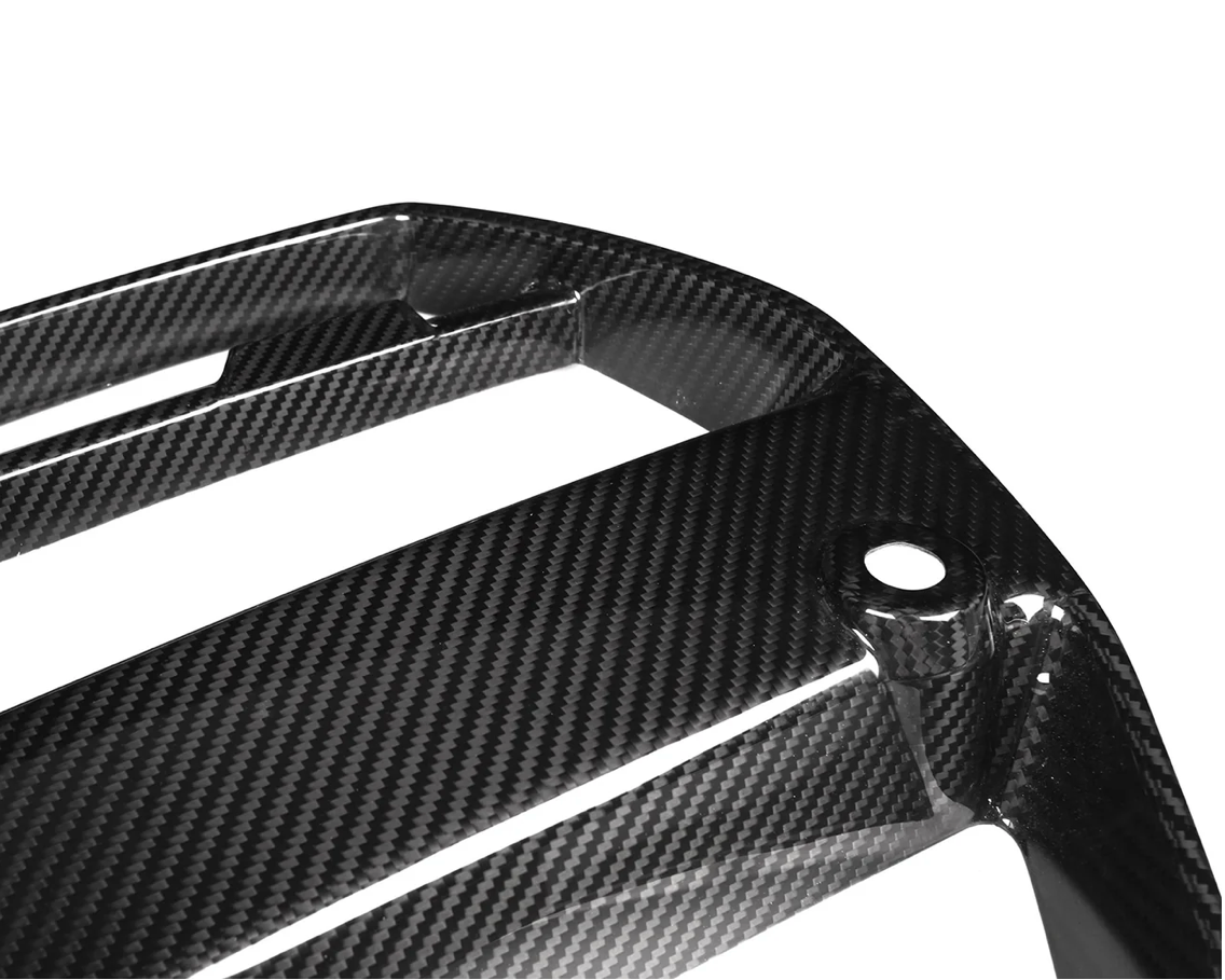 Calandre avant style GT BMW M3/M4 avec accessoires en fibre de carbone pré-imprégnée (G80/G81/G82/G83)